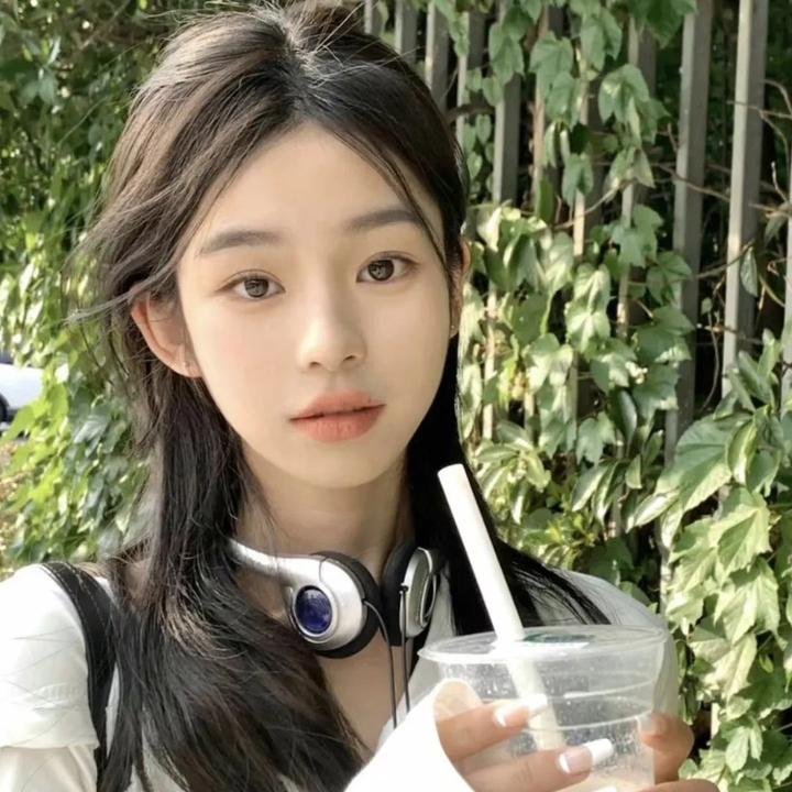 永怀梦想：西蒙·佩雷斯的人生与馈赠